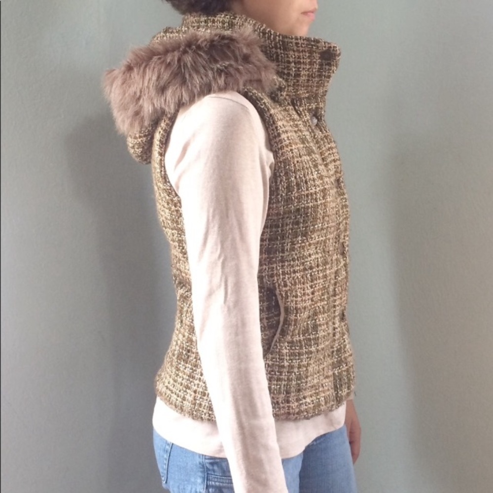 BB Dakota Tweed hooded Vest with Faux Fur Trim S